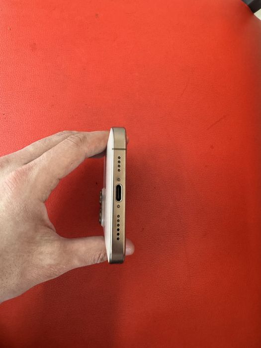 iPhone 16 Pro Max 256gb 90%