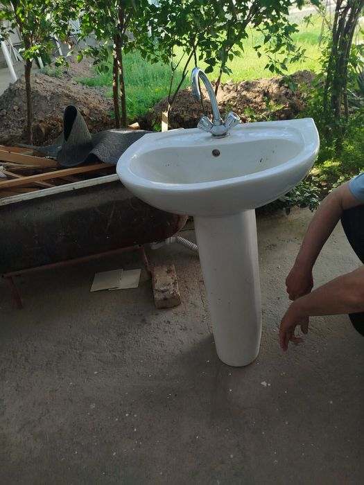 Раковина Тульпан б/у.