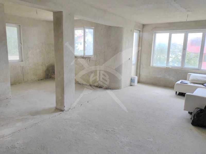 Продава се Етаж от къща в Свети Влас - 235 кв.м за 852 €/кв.м - Снимка #8