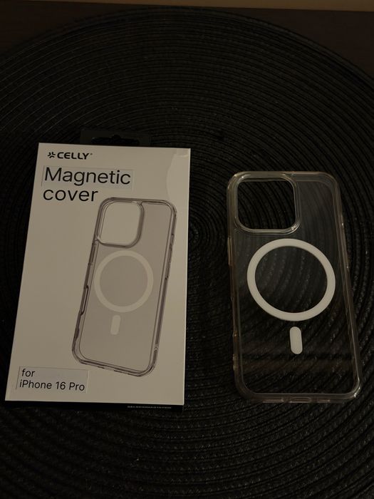 Huse IPhone 15, 16 Pro 17 Pro