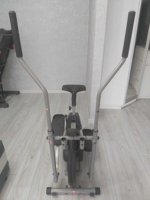 Эллиптический тренажёр