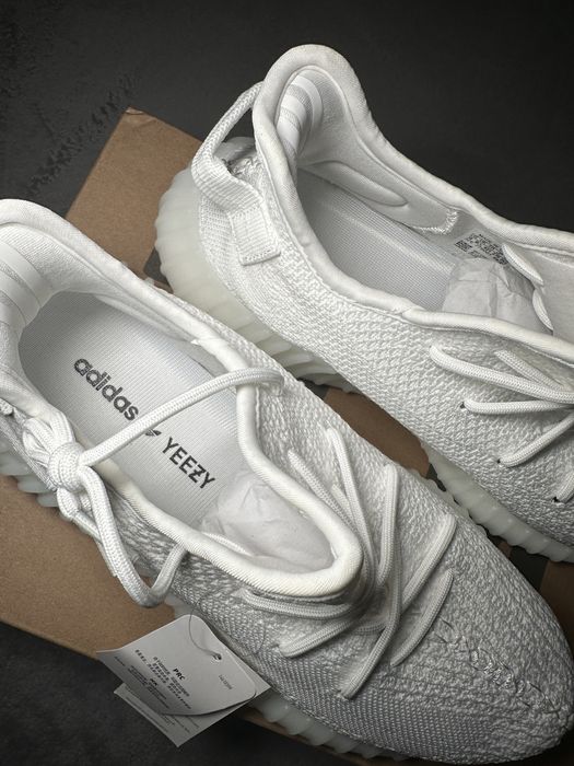 Yeezy 350 triple white