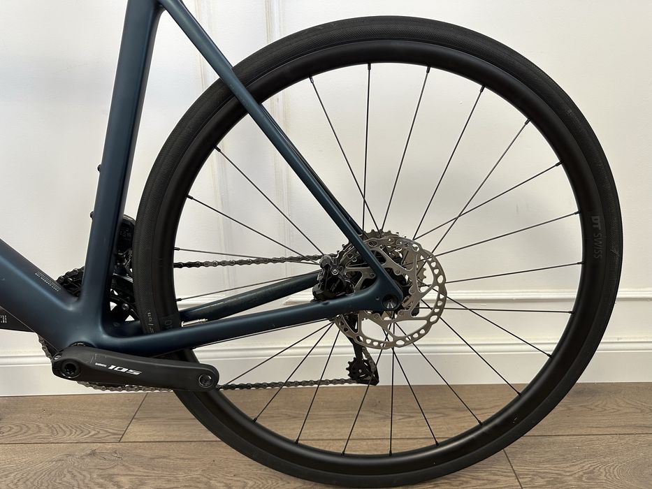 Cursiera Carbon Specialized Roubaix SL8 Comp di2 cu 2x12 speed an 2025