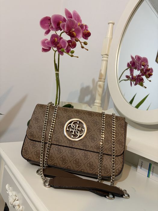 Geanta guess ca noua