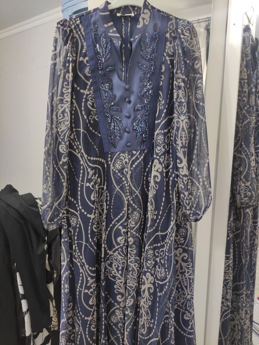 Продам платье,одевала один раз