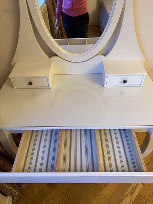 Туалетный столик Ikea