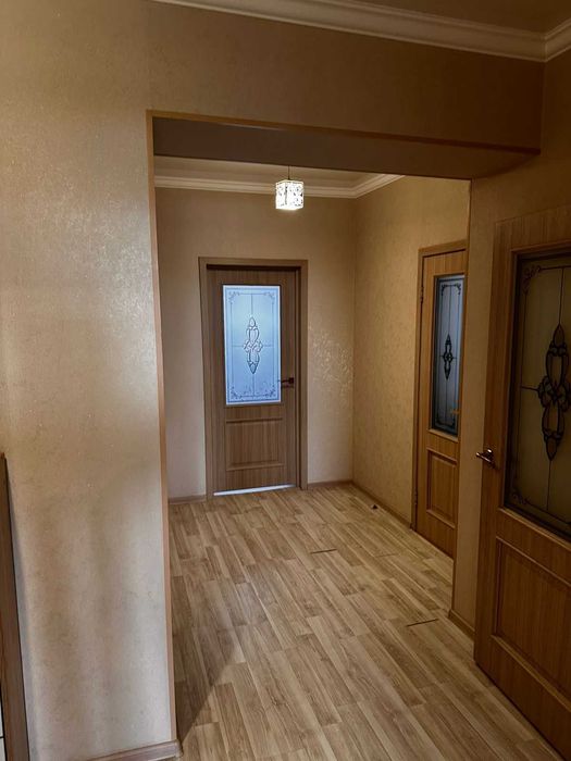 Продам 3-х комн, 84 кв.м., 20-ый мкрн