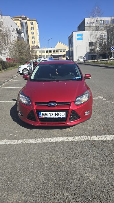 FORD Focus 2011 — imagine 5