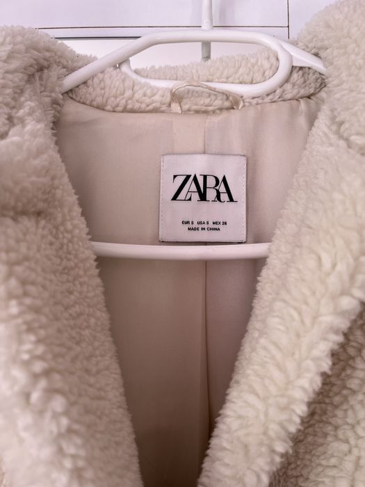 Стилно палто от Zara размер S