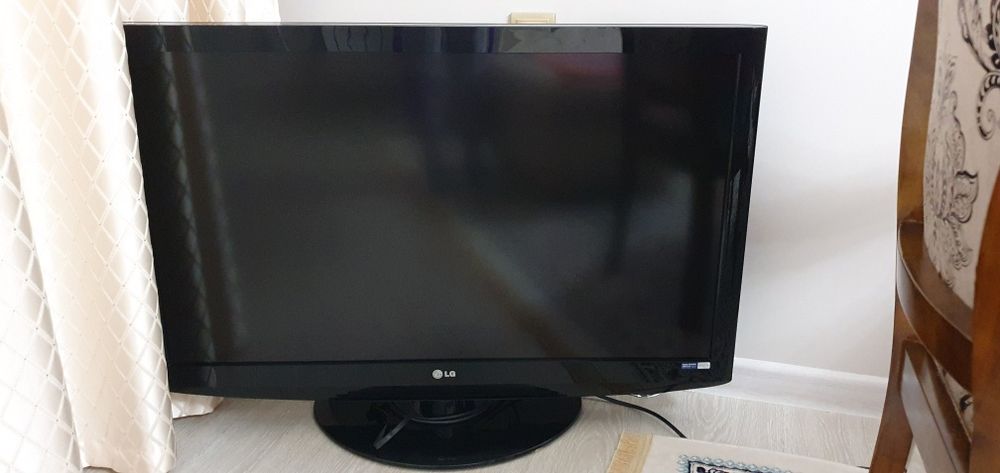 Плазменный Телевизор LG