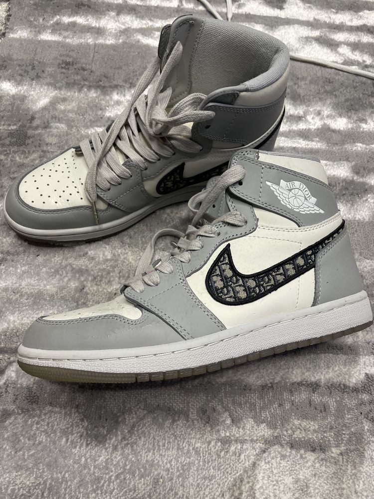 Nike Air Jordan 1 Dior Bragadiru OLX.ro