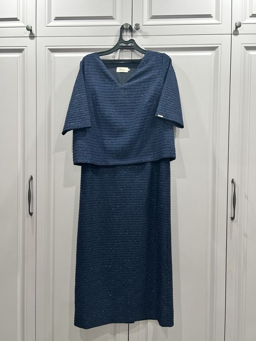 Женское вечернее платье