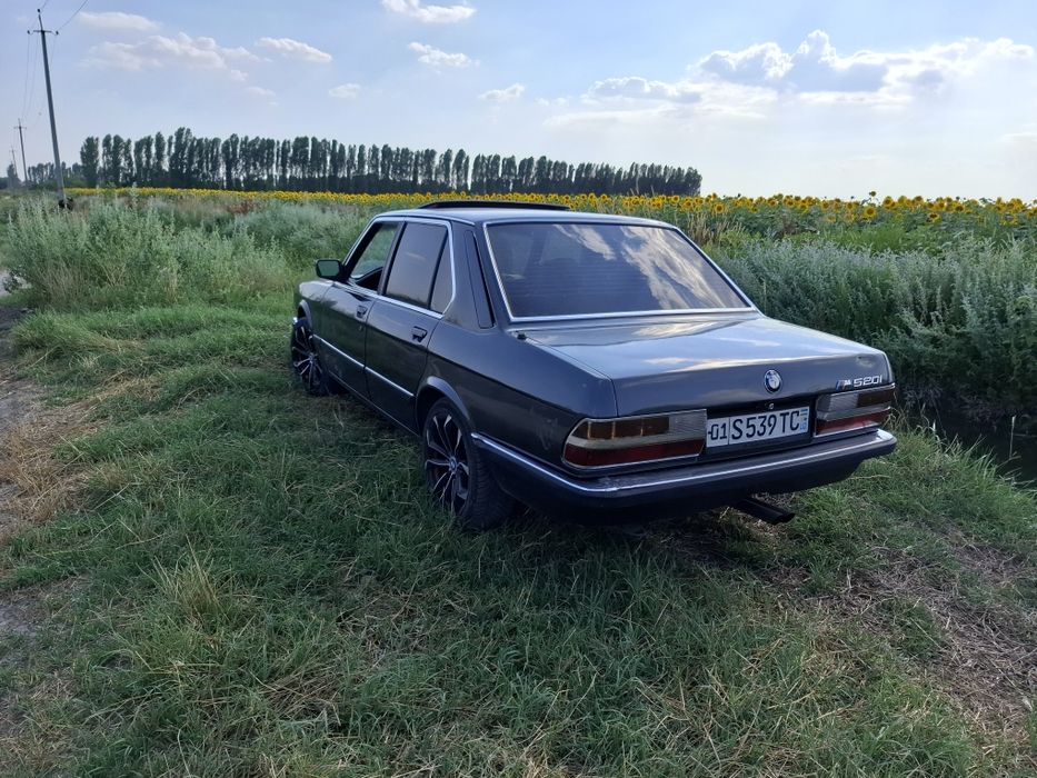 Bmw e28 520 benzin