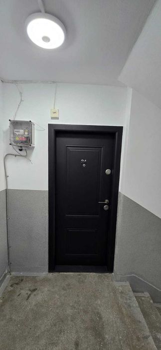Vand apartament 4 camere
