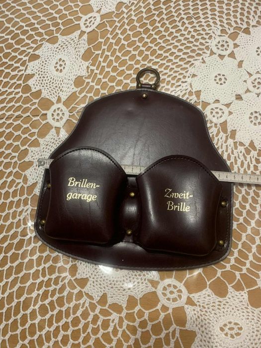 Ретро "гараж" за очила* Стенен калъф за два чифта очила* От кожа