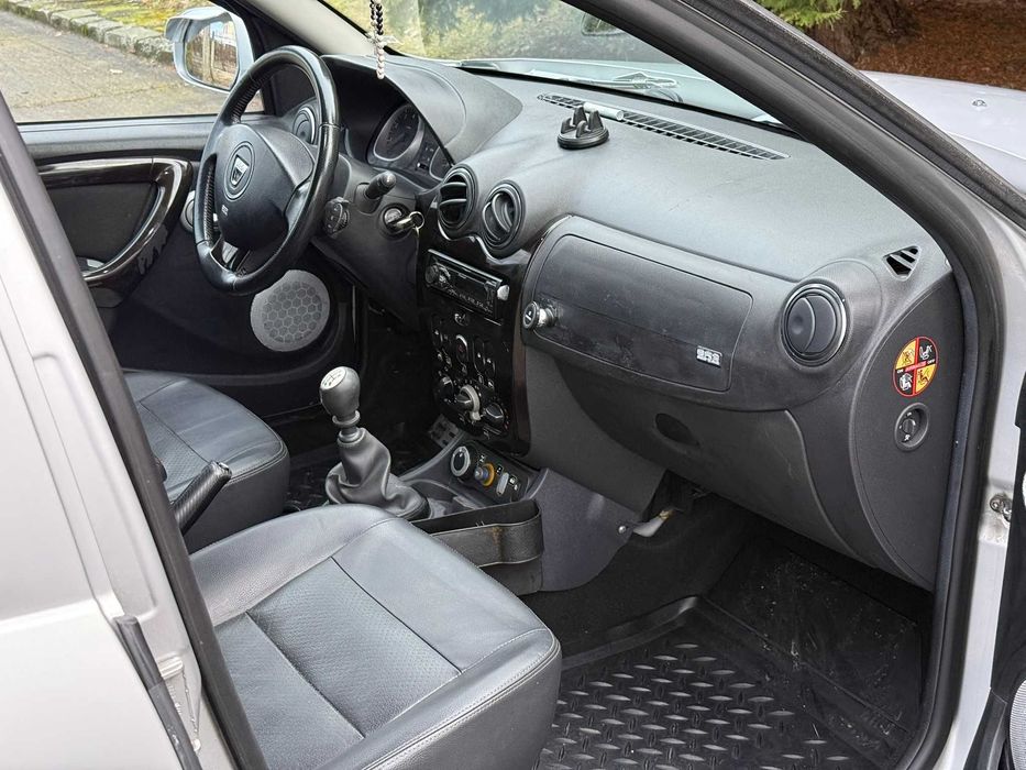DACIA Duster 2011 — imagine 5