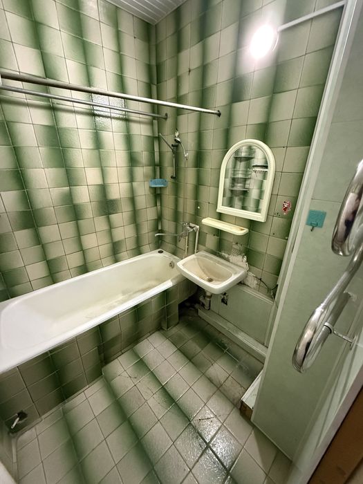 Срочно продается 3/6/9 Карасу 6