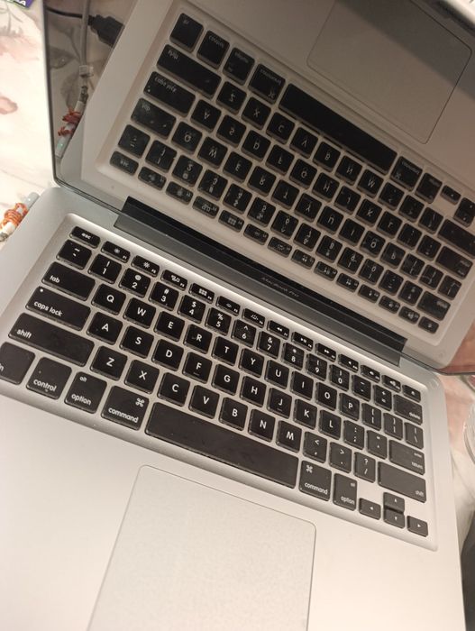 MacBook Pro 2011 года 16/512