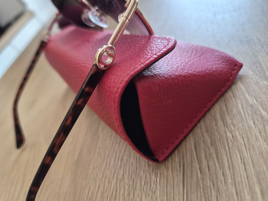 Дамски очила Guess