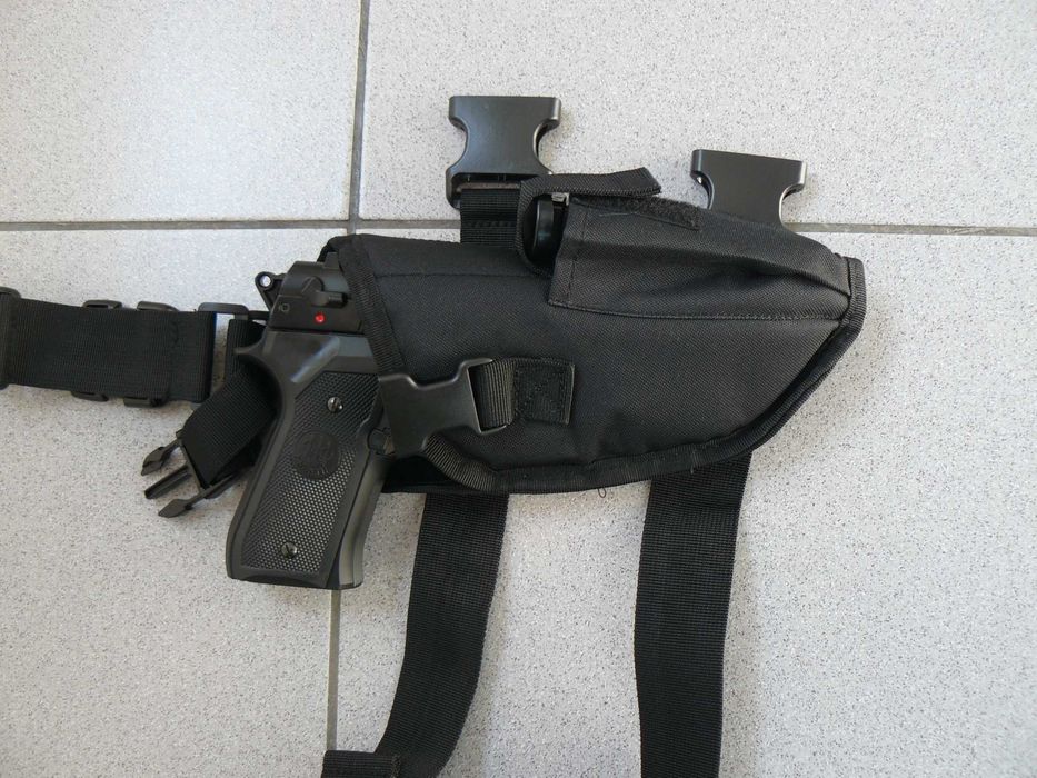 Toc Tactic Pistol Cu Prindere Pe Picior,Nou TM, Negru Pe Mana Dreapta
