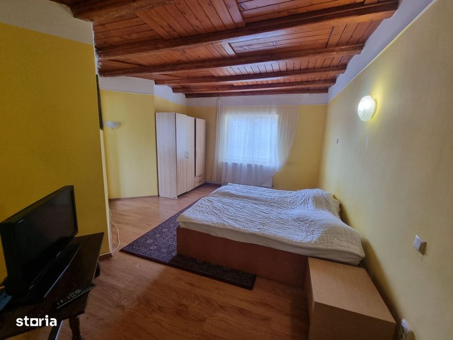 Vila spatioasa de vanzare in Busteni-Oportunitate de investitie