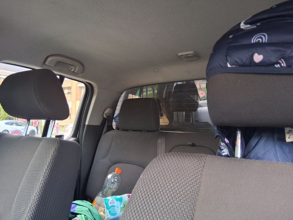 Se vinde nisan navara d40