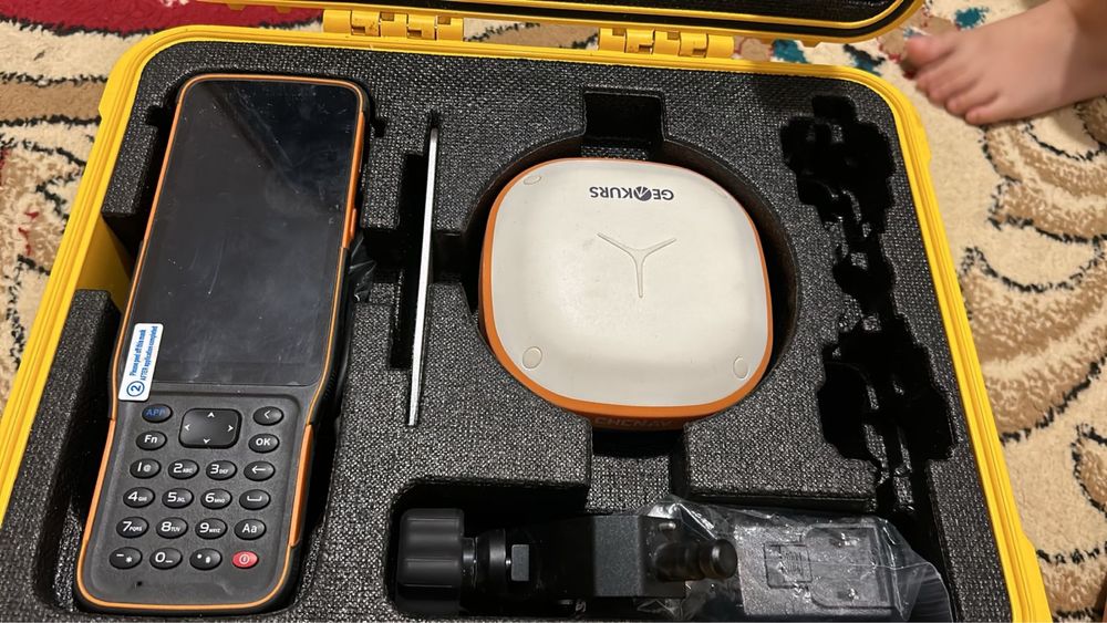 GPS-ровер, ГНСС-оборудование.