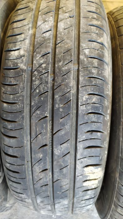 Продавам 4 бр. летни гуми