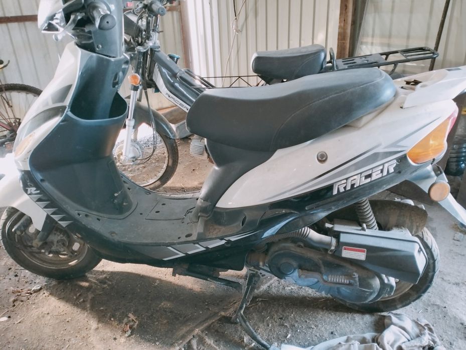 Продам мопед Рейсер 50куб