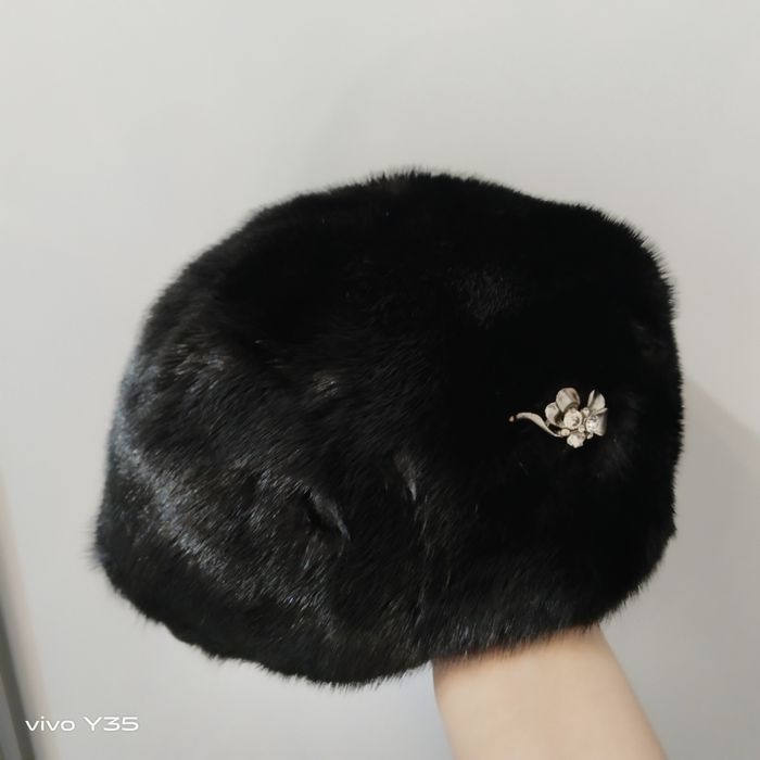 Продам  норку женский 18000₸