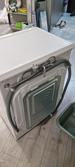 Пералня LG Slim F2WR509SWW 9кг