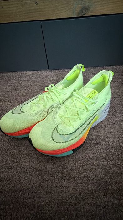 Nike Air ZoomX  Carbon