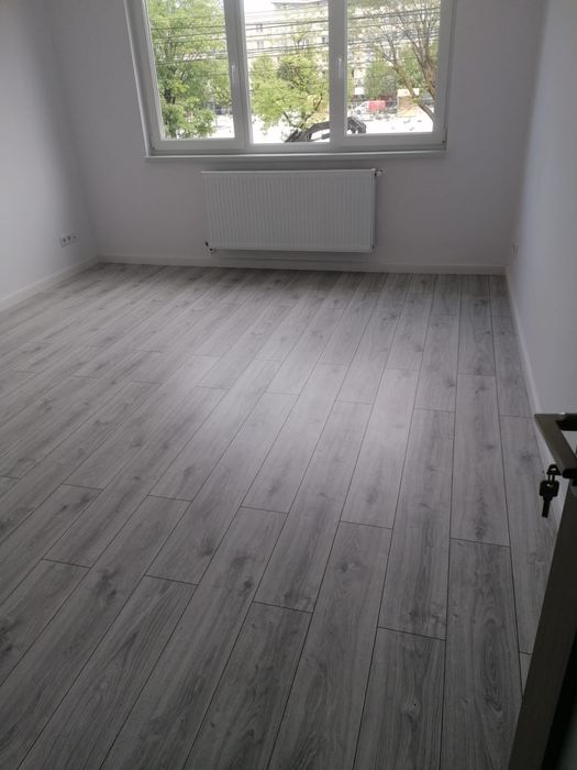 Vand apartament 2 camere