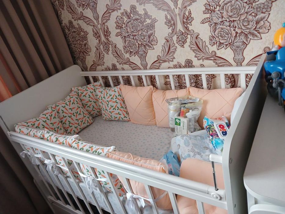 Детская кровать импортный белый цвет