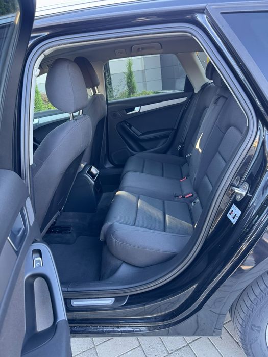 Vând sau schimb Audi A4 B8.5 2.0