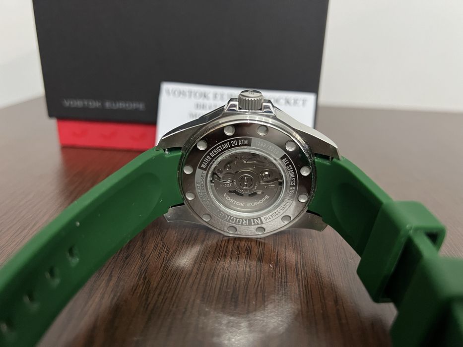 Amanet Royal CB: Ceas Vostok Europe Rocket Automatic ca nou la cutie factura bratara silicon model nh35-225a710