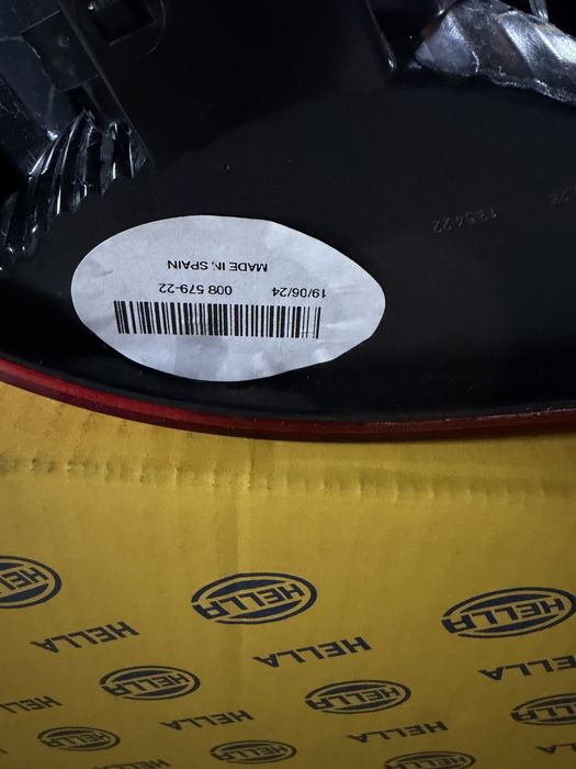 Оригинални стопове Hella за Vw  T5, T6 Transporter