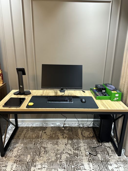 Kompyuter uchun Loft stol