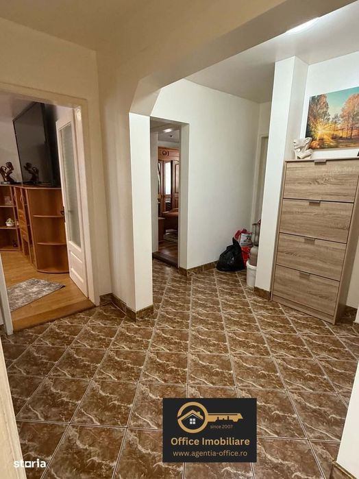 Vasile Alecsandri apartament 4 camere la parter 82mp