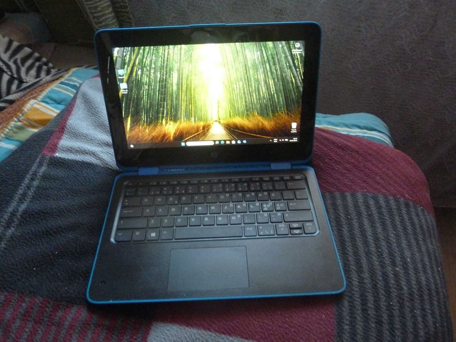 tableta si laptop hp probook x360,11,6inch,ssd128gb,windows11,ram 8 gb ddr4