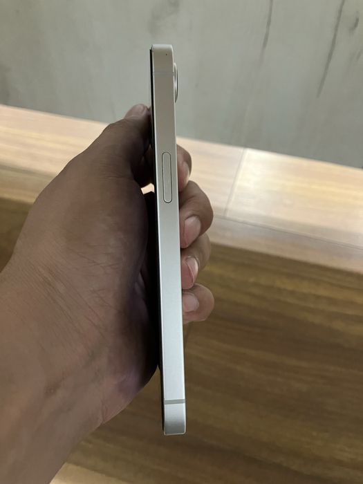 iPhone 16e 256 gb, sim + e-sim