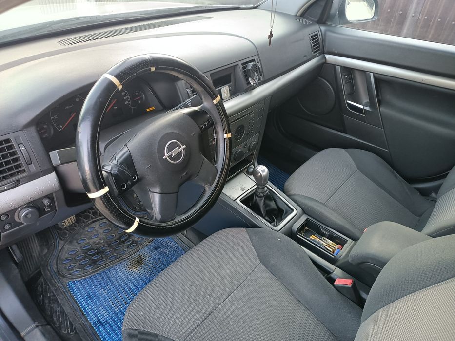 Vând,dezmembrez Opel Vectra C-2.0 diesel