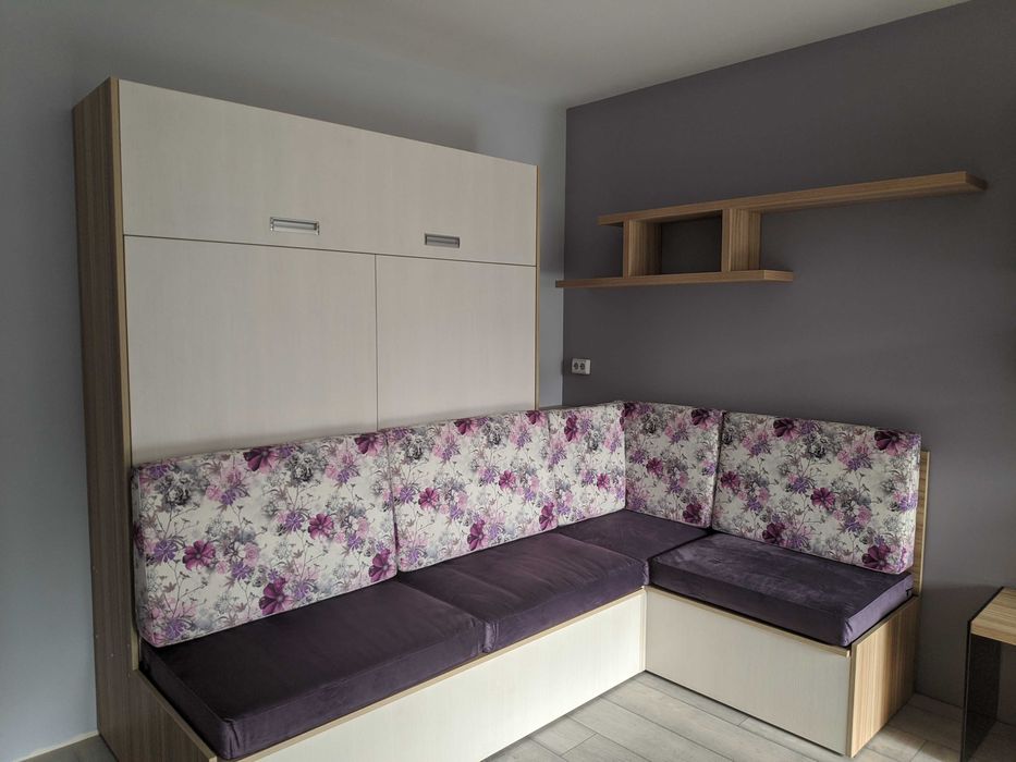 Падаши легла с ъглов диван