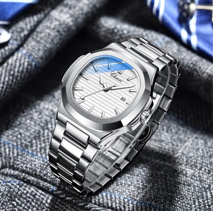 Мъжки часовник Chenxi с подарък иструмент.