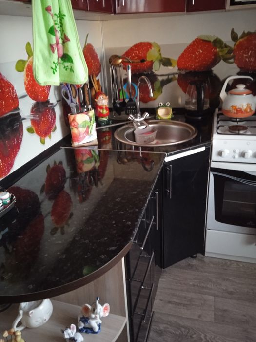 Продам 2-комнатную квартиру