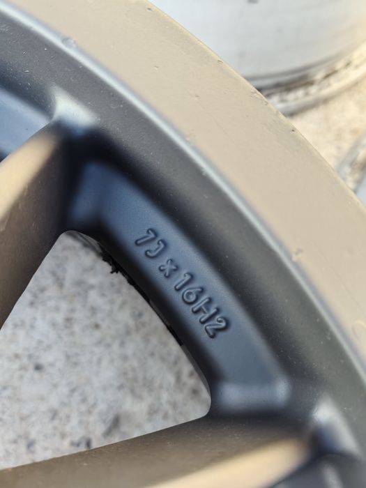 BBS RX 226 5x100 16x7 ET35