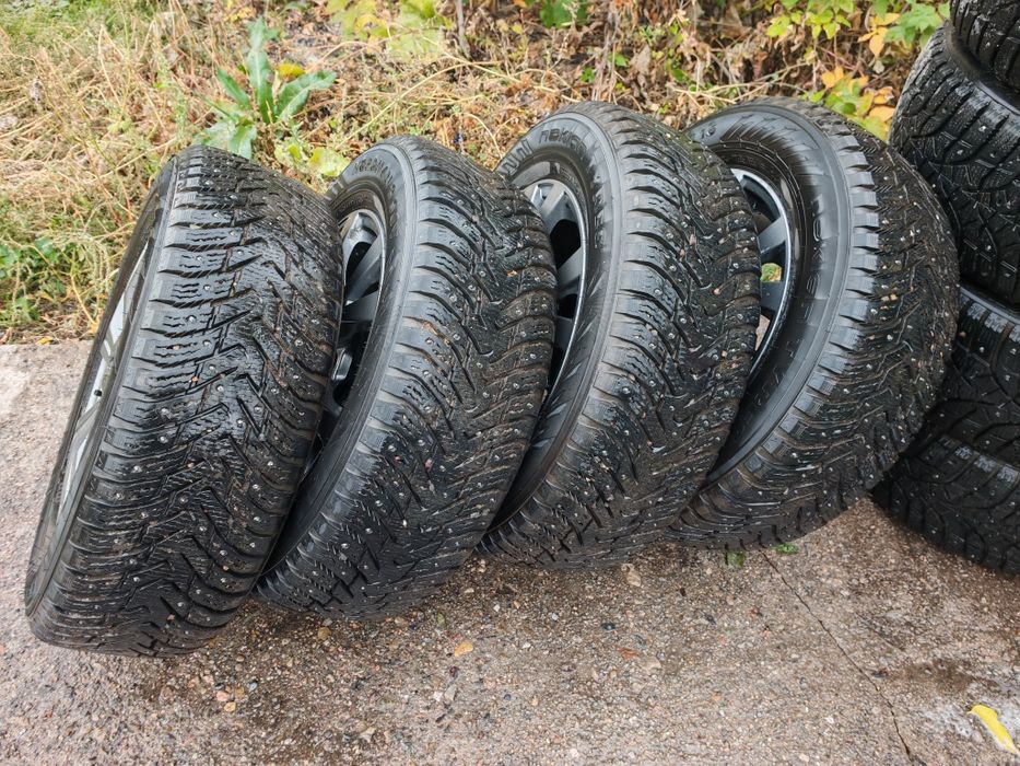 Шины с дисками  215/65 R16, диски 5х114.3