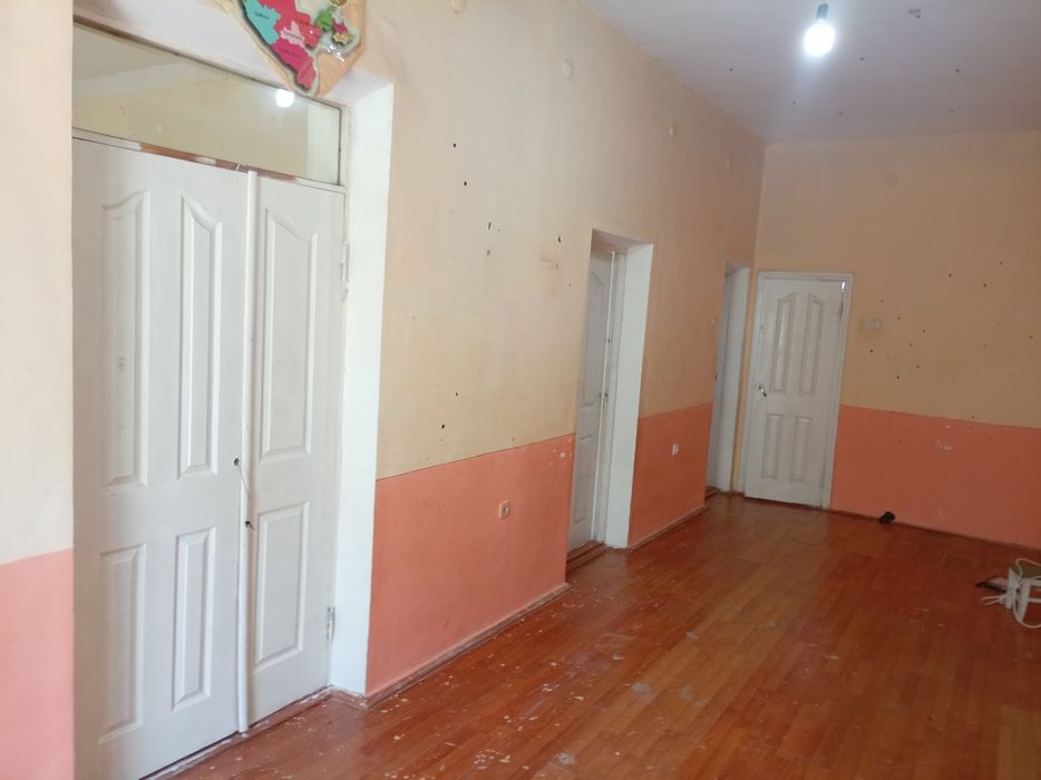 5-хонали котеж узок муддатга ижарага берилади