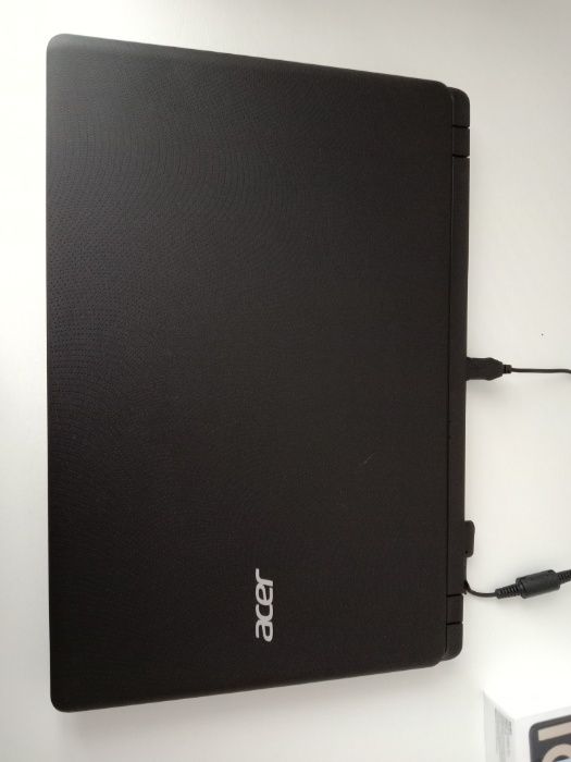 Продам б/у ноутбук ACER