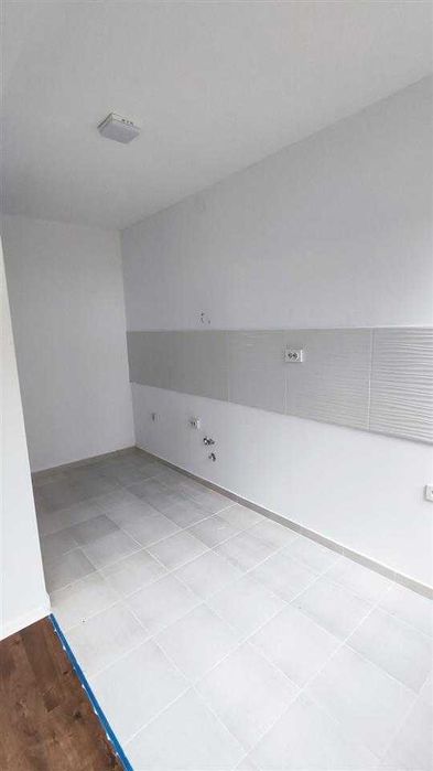 Дава се под наем Тристаен апартамент в Пловдив, Тракия - 81 кв.м за 341.7 € - Снимка #9